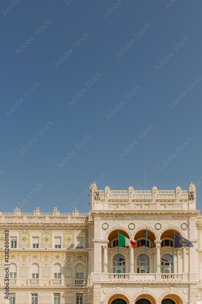 Fototapeta premium Unity of Italy Square Building