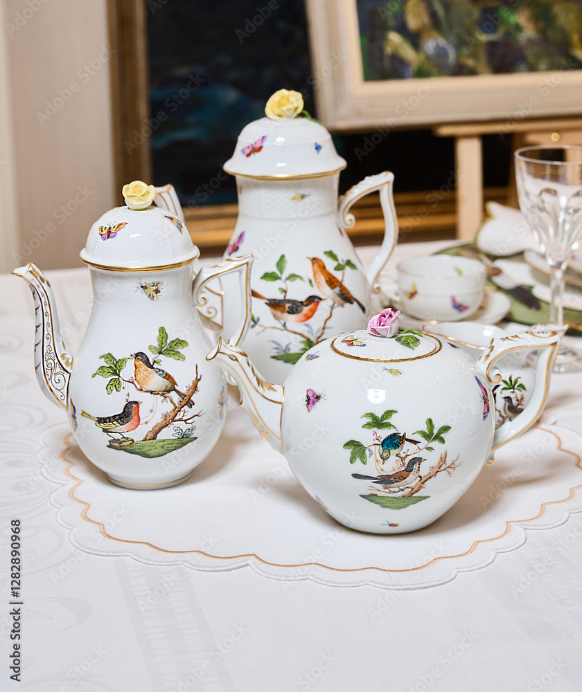 Fine vintage Rothschild Bird porcelain for true connoisseurs and royalty. The finest hand-painted forforework. Magnificent setting using unique textiles and fresh flowers. This service will not leave