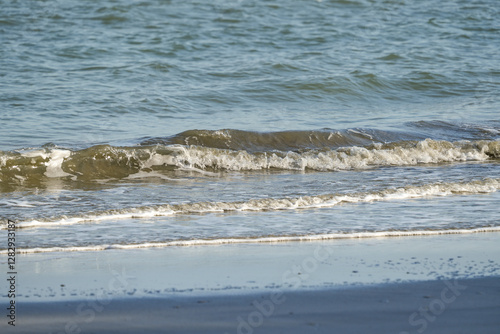 Fototapeta Naklejka Na Ścianę i Meble -  The sea water on the beach is a wave of various forms for background.