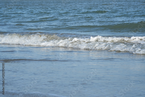 Fototapeta Naklejka Na Ścianę i Meble -  The sea water on the beach is a wave of various forms for background.
