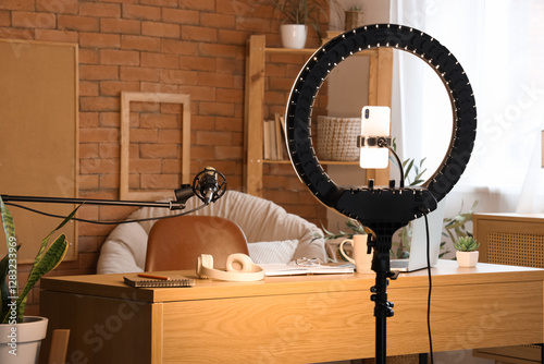 Ring light with mobile phon...