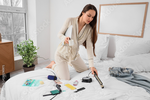 Hurrying young woman gettin...