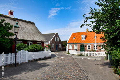 scorcio di una strada dell'amena cittadina di Nordby in Danimarca photo