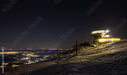 Obraz na płótnie summit of Snezka mountain at night in Krkonose mountains in Poland and Czech republic border w salonie