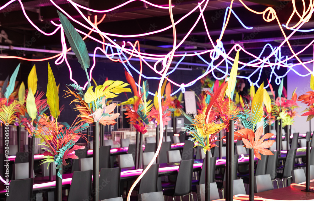 Obraz premium Fancy neon dinner