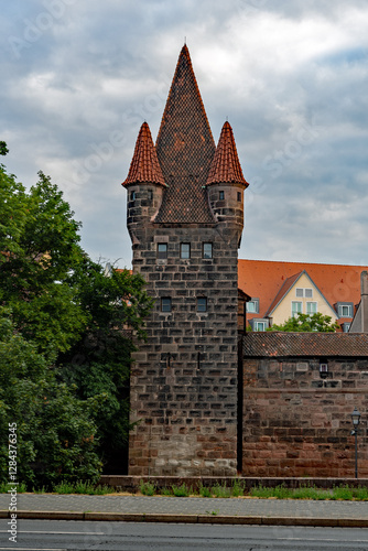 Wachturm an der alten Stadtmauer von Nürnberg in Oberfranken, Deutschland 