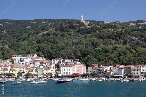 Kueste von Baska auf Krk, kroatien photo