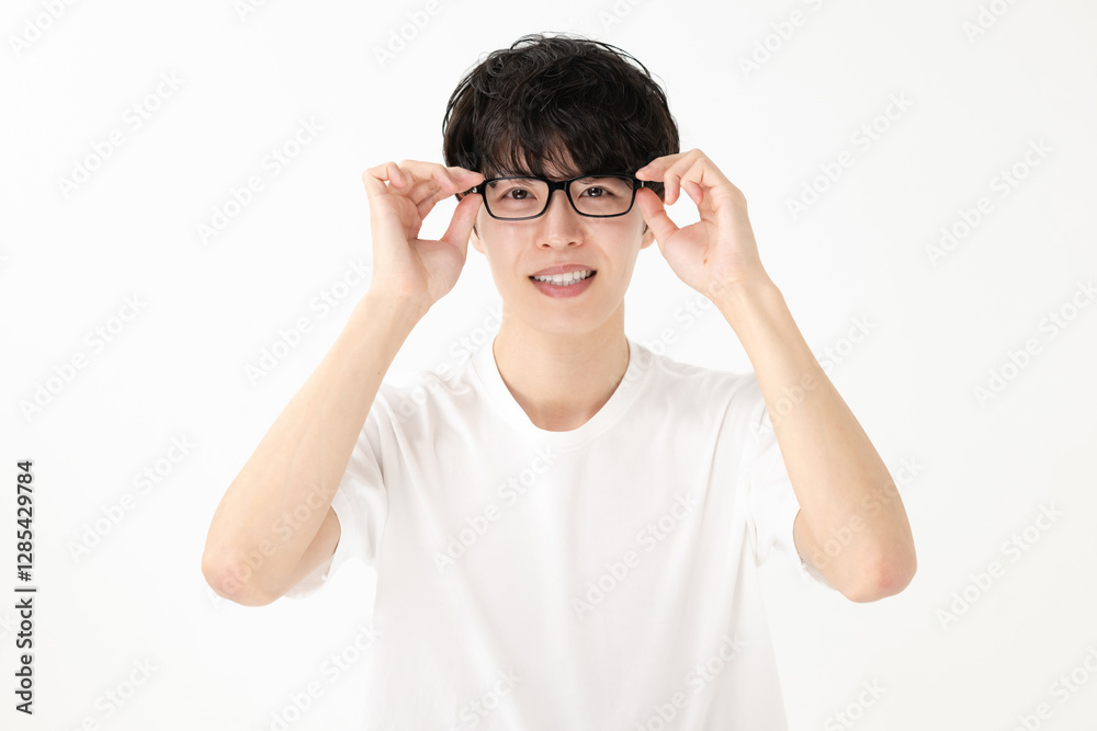 メガネをかけた男性 メガネをかけた男性
