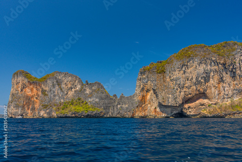 Shoreline of Ko Phi Phi Le island in Thailand