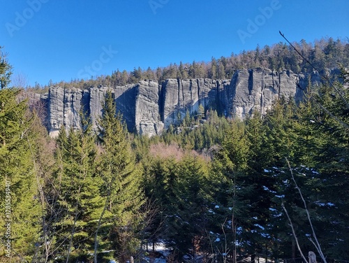 Obraz na płótnie Adrspach-Teplice Rocks in winter w salonie