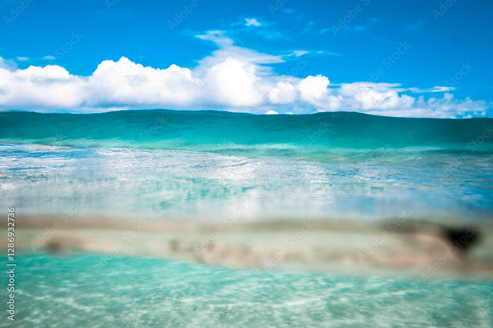 Obraz premium blue sky and sea