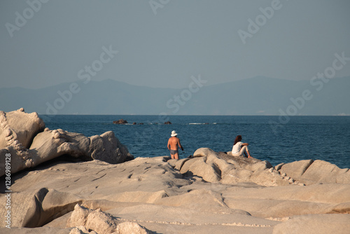 Fototapeta Naklejka Na Ścianę i Meble -  white rocks, greece