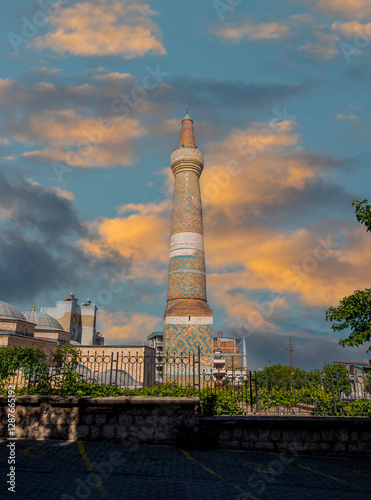 Obraz na płótnie The construction year of the Ulu Mosque, located in Siirt Province, Türkiye, is not known exactly. w salonie