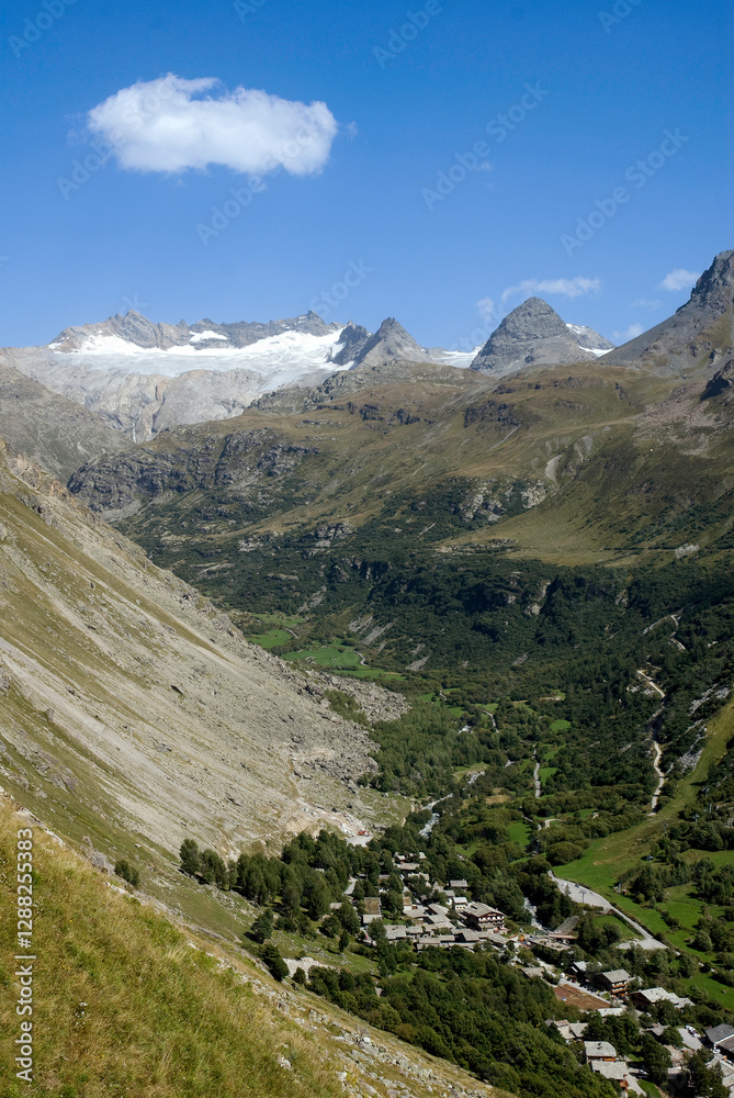 Glacier des Evettes, Bonneval sur Arc, 73, Savoie, France Glacier des Evettes, Bonneval sur Arc, 73, Savoie, France