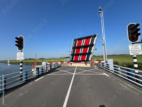 Obraz na płótnie Open bridge around langweer in Friesland w salonie