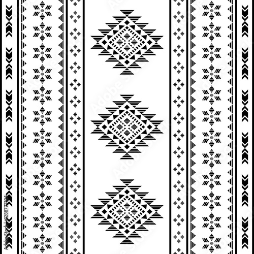 Southwest Aztec geometric Native American Mexican Navajo tribal ethnic boho indian texture ornament seamless pattern fabric black and white design vector for woven textile printing blanket rug carpet 