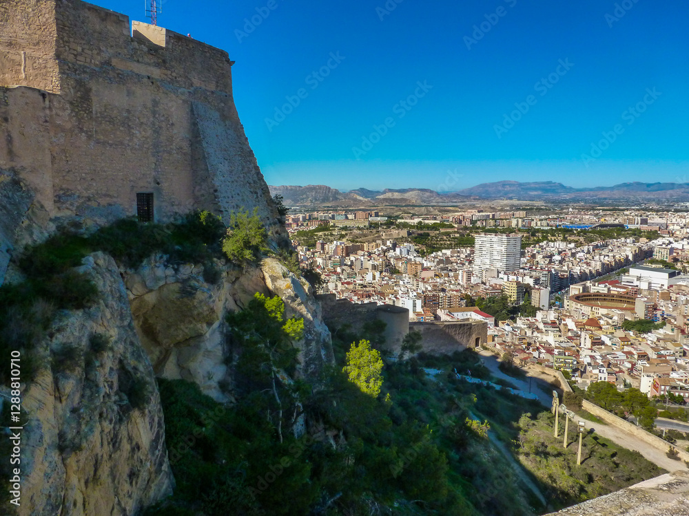 Obraz premium Panoramic view of the City of Alicante, Spain from the top of Castillo de Santa Bárbara.