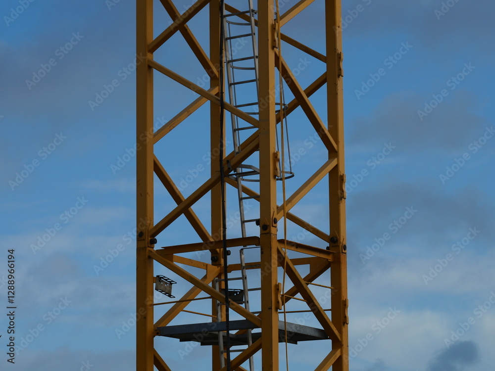 détail de milieu de Grue jaune de travaux détail de milieu de Grue jaune de travaux