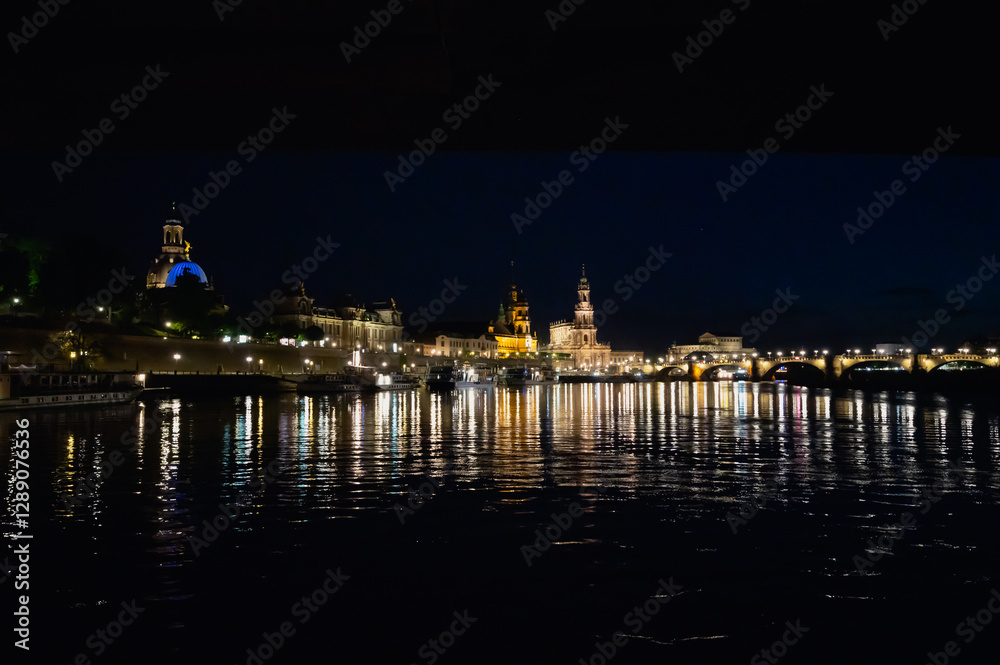 Obraz premium Dresden, Germany - May 02, 2024 - A walking tour of Dresden and a tour of the city, and a view of Dresden from the Elbe River