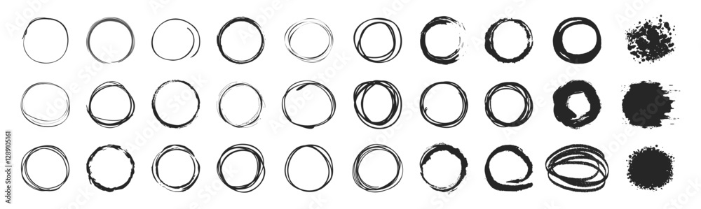 Circle line sketch icon set in hand drawn style isolated on transparent. Ink hand drawn paint brush circle. Logo, label design element vector illustration Circle line sketch icon set in hand drawn style isolated on transparent. Ink hand drawn paint brush circle. Logo, label design element vector illustration