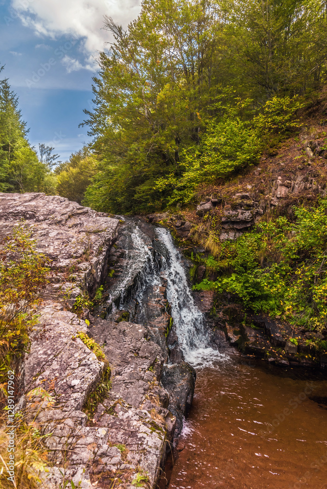 Draganov Vir Waterfall Falling down Red Rocks