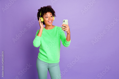 Sticker Portrait of her she nice attractive charming lovely cute cheerful cheery wavy-ha