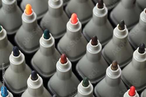Cuadro en lienzo Many colorful markers as background, closeup. Art supplies