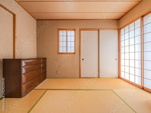 日本の伝統的な和室　正面（正対）アングル