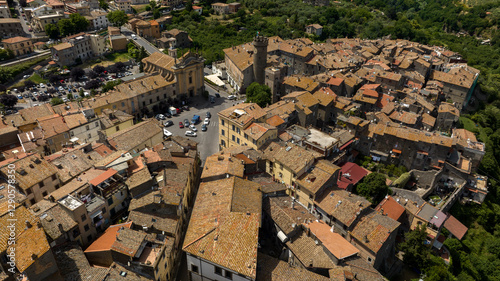 Fototapeta Naklejka Na Ścianę i Meble -  Aerial view of the main square of the town of Bagnaia, in the province of Viterbo, Italy.