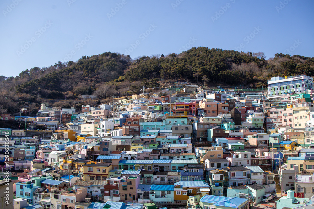부산 감천마을, Busan Gamcheon Village
ភូមិ Gamcheon, Busan, កូរ៉េខាងត្បូង 부산 감천마을, Busan Gamcheon Village
ភូមិ Gamcheon, Busan, កូរ៉េខាងត្បូង