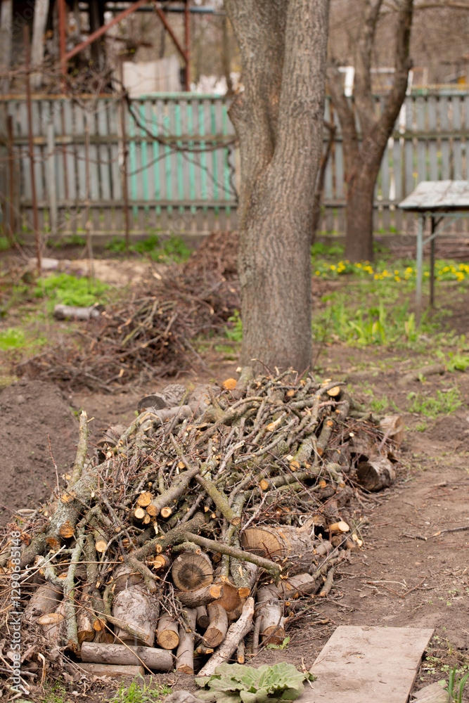 Construction of a high bed according to permaculture principles