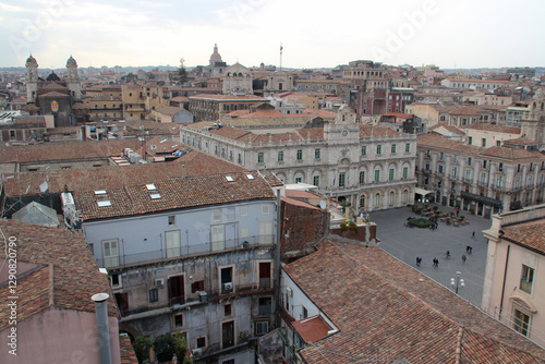 Obraz na płótnie university square in catania in sicily in italy w salonie