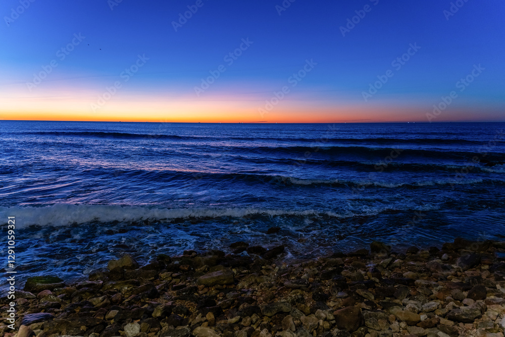 Obraz premium sunrise over the mediterranean sea