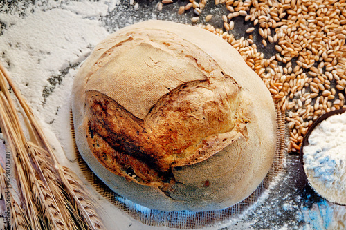 Senatore Cappelli bread is a loaf of bread made with the typical Senatore Cappelli durum wheat flour cooked in South of Italy