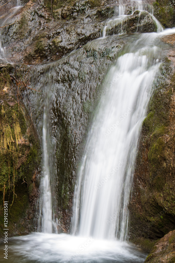 Obraz premium waterfall in the mountains