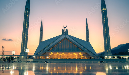 Faisal Mosque Islamabad at Sunset—the iconic Iconic Landmark of Pakistan