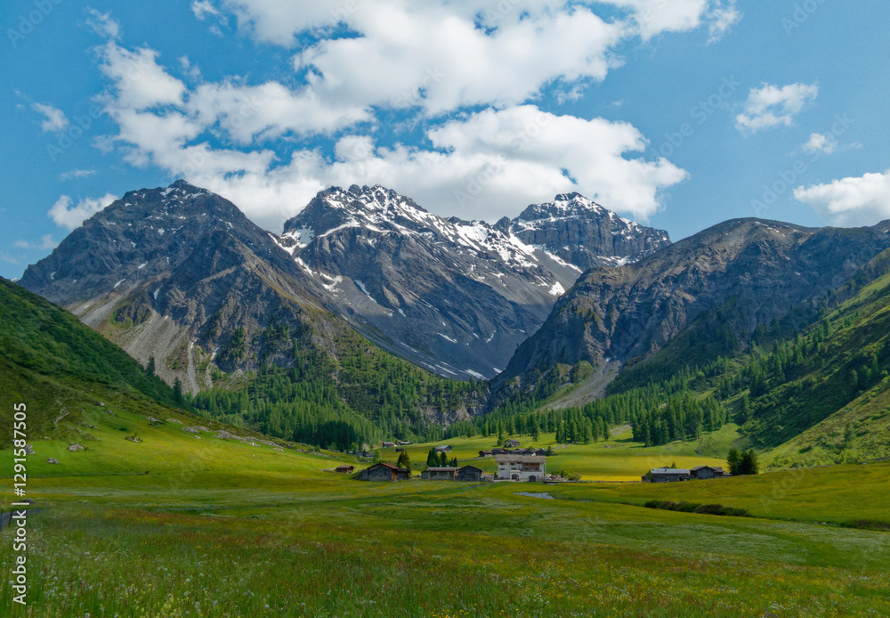 Obraz premium Alpenlandschaft bei Davos, Sertigtal