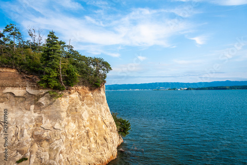 石川県　能登島大橋　快晴の海と空　9月
 photo