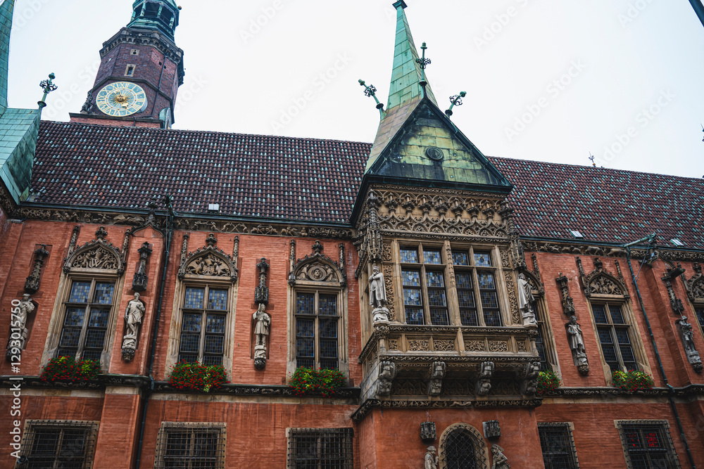 Fototapeta premium The building of the Wroclaw City Hall located in the Old Town