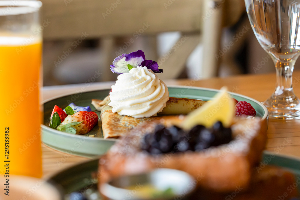 cake with berries