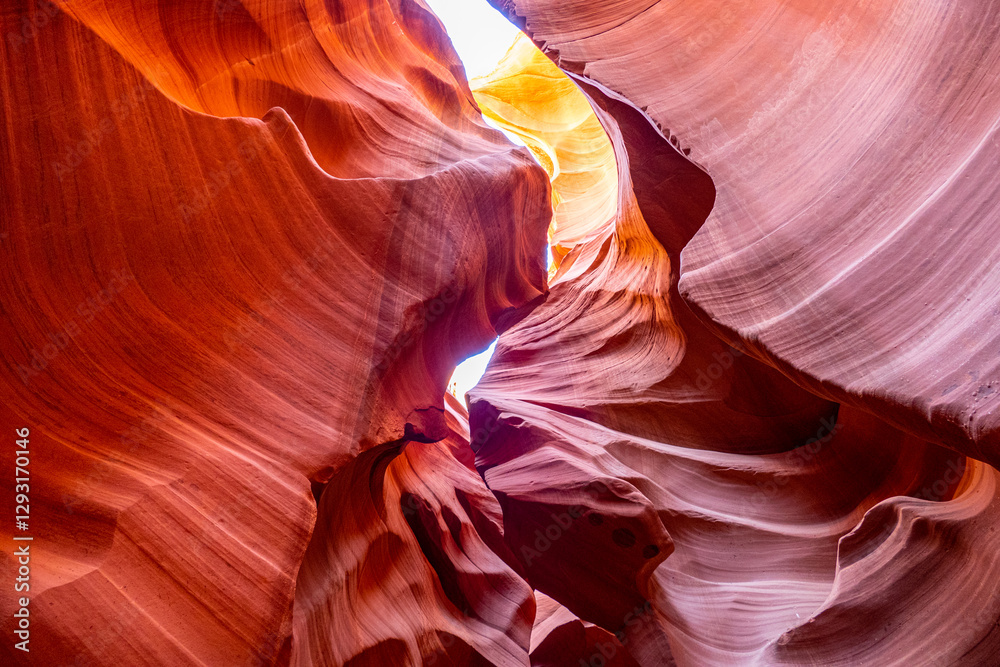 Obraz premium Lower Antelope Canyon natural sandstone rock formation, Page Arizona USA