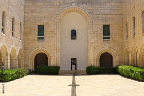 Photos The Supreme Court of Justice building in Jerusalem, Israel.