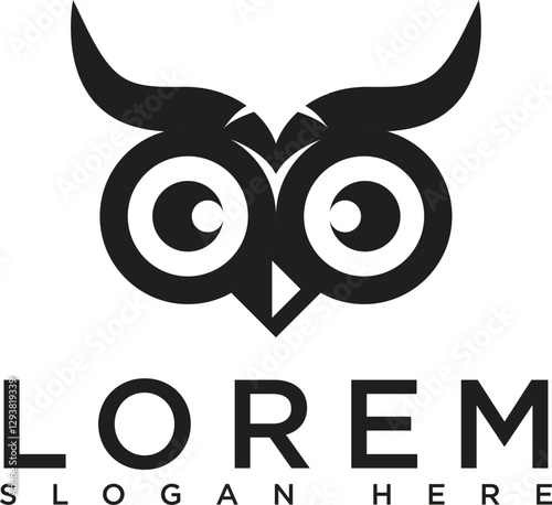  The owl logo icon is black with a minimalist and sharp design, reflecting wisdom, mystery and sharpness of vision. The silhouette is firm with striking eye details, giving the impression