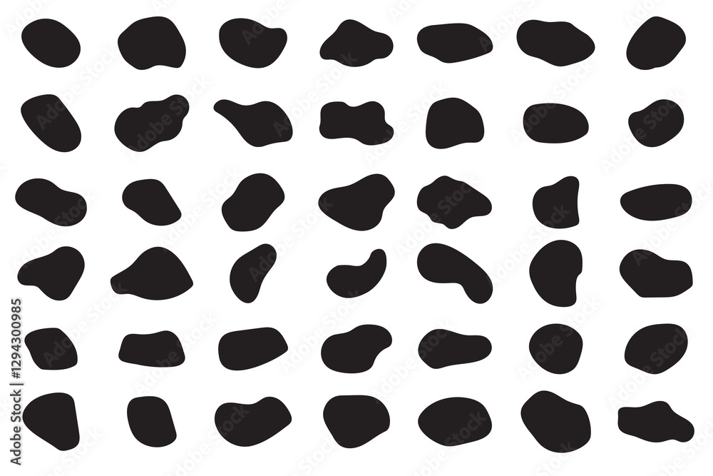 Random blob shapes silhouette icon set. Black organic shapes Isolated on a white background. Water splotches, liquid ink spots vector. vector illustration.

