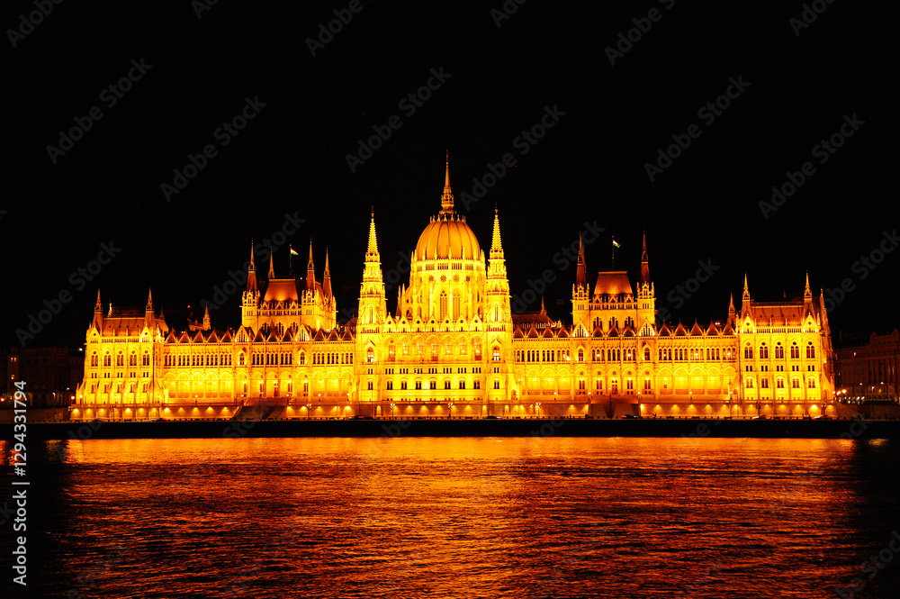 Fototapeta premium The Hungarian Parliament Building, Budapest, Hungary