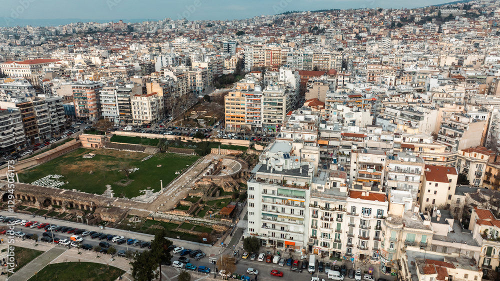 Fototapeta premium Establishing View of Thessaloniki, waterfront, Greece