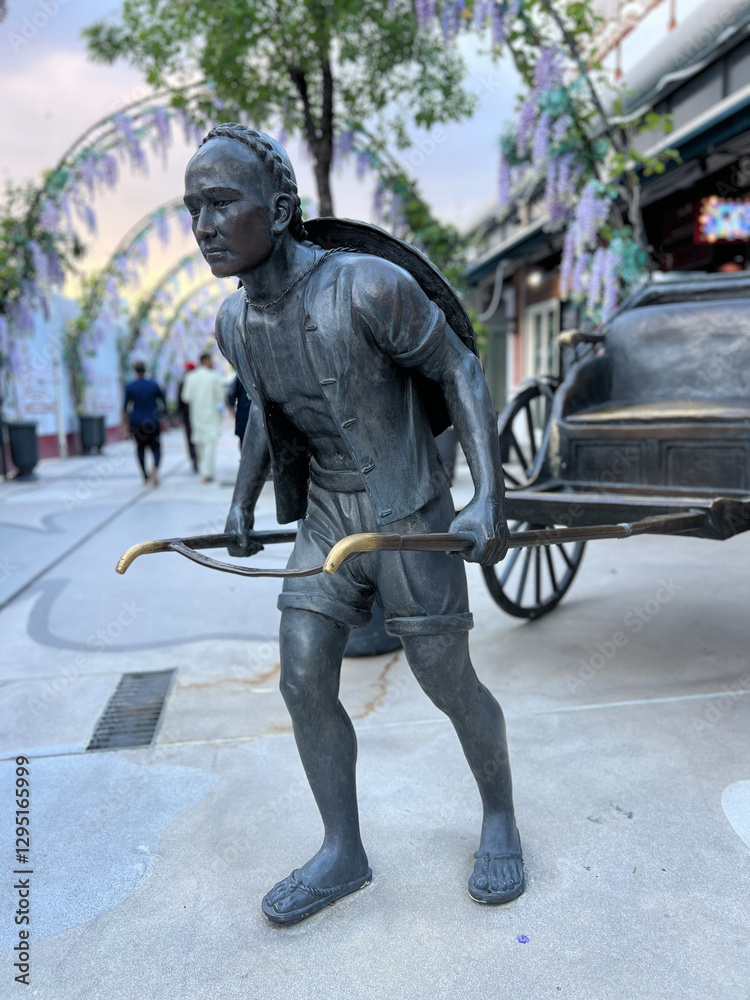 Statue at Asiatique in Bangkok
