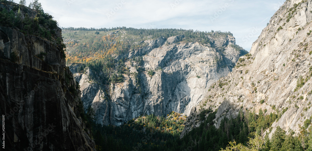 Yosemite Valley Hike Mist Trail to Nevada Falls