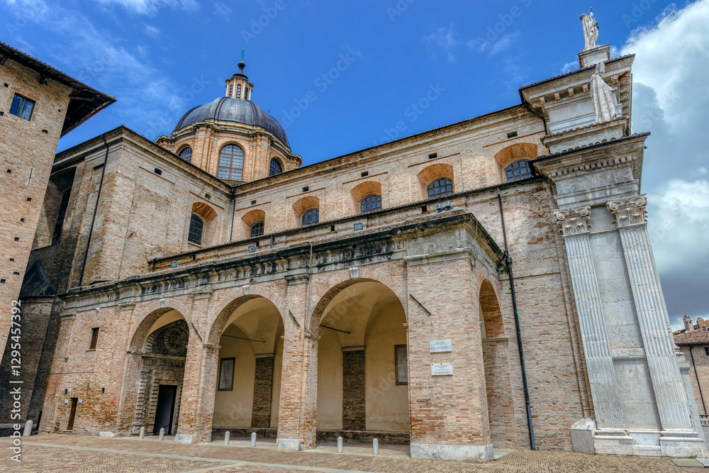 Catholic Cathedral in the city of Urbino, Italy, dedicated to the Assumption of the Blessed Virgin Mary. Urbino, Marche, Italy Catholic Cathedral in the city of Urbino, Italy, dedicated to the Assumption of the Blessed Virgin Mary. Urbino, Marche, Italy
