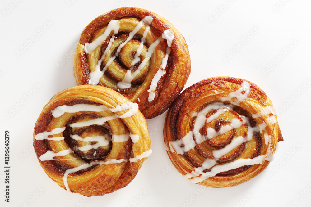 Fototapeta premium Puff pastry cinnamon buns